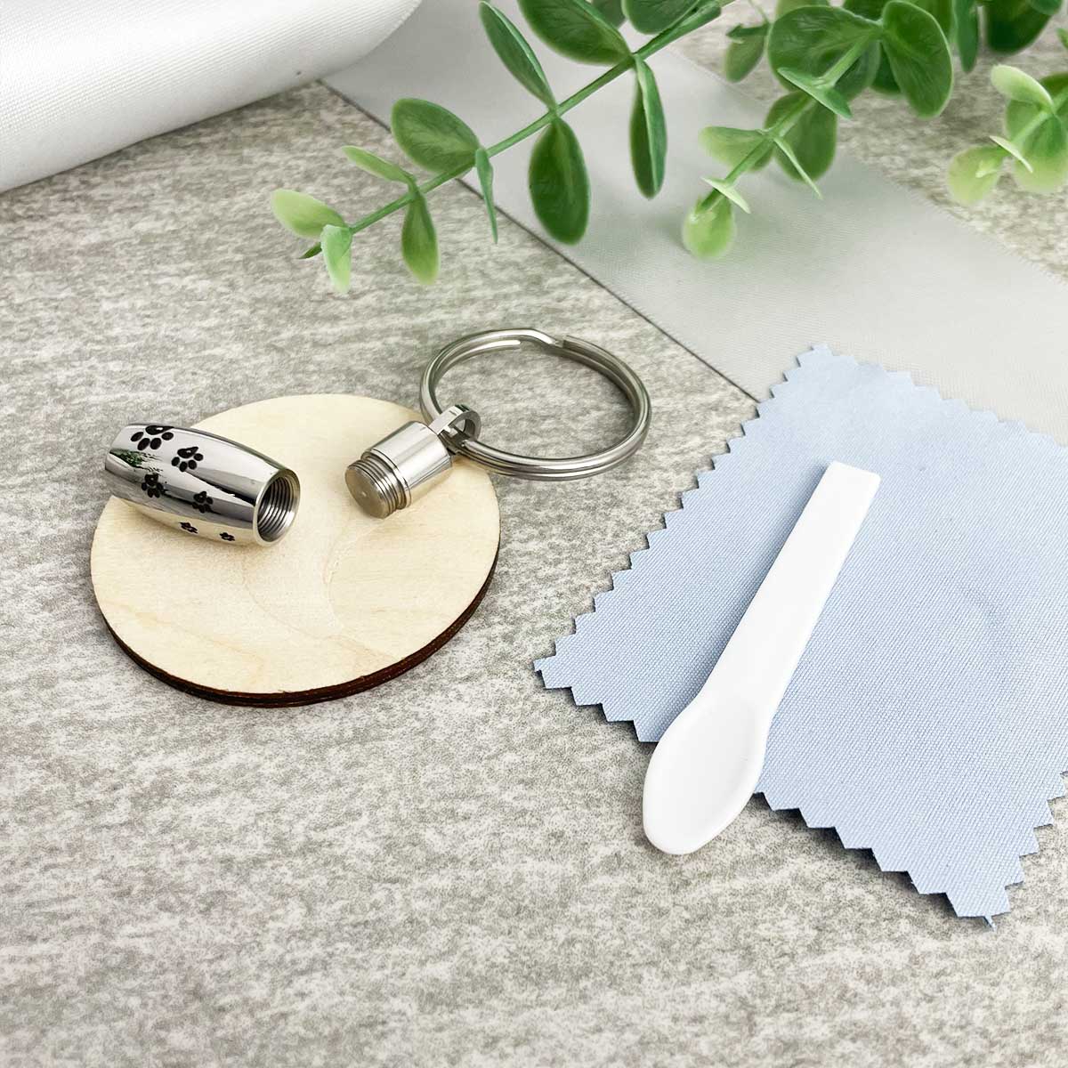 Ashes to online glass keyring
